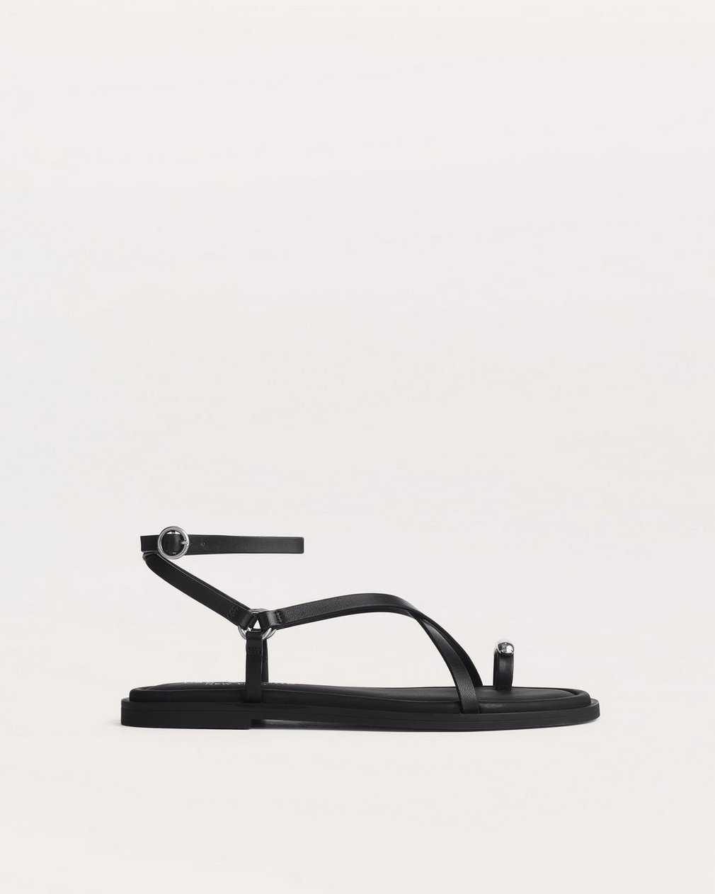 Geo Toe Ring Sandals Black